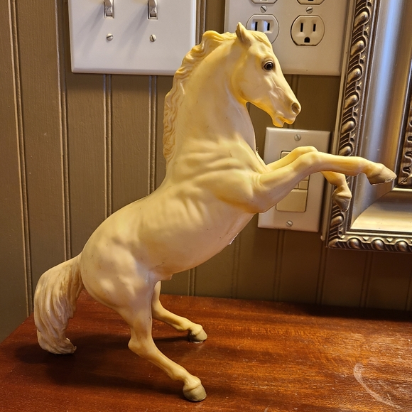 Breyer King Fighting Stallion VTG Vintage White Traditional Rearing Model Horse - Picture 1 of 6